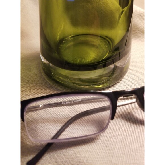 Green Art Glass Vase Aseda Glasbruk Sweden 9.5" Tall Flared Top Mid Century MCM - Picture 2 of 3